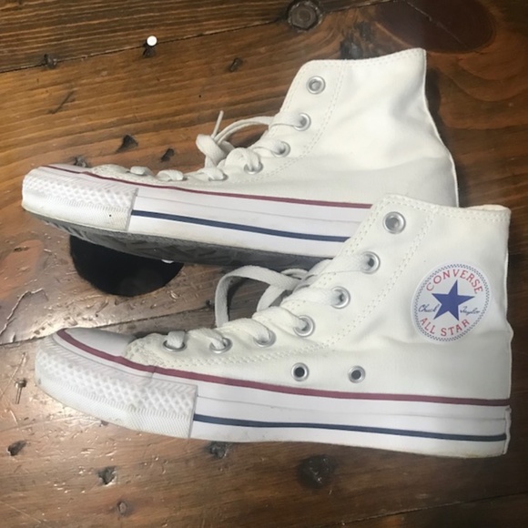 Converse Shoes - Converse Chuck Tylor White All Star size Women 6.5